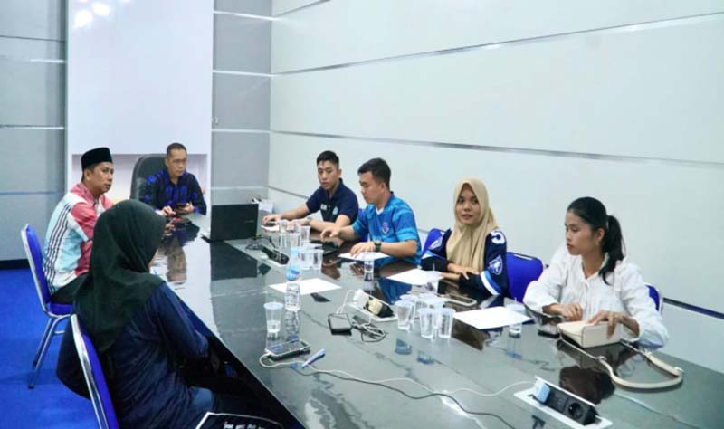 Manajemen PT HK menyosialisasikan kenaikan tarif Tol Pekanbaru-XIII Koto Kamparr dengan Dinas Perhubungan Kampar, Jumat (10/1/2025).
