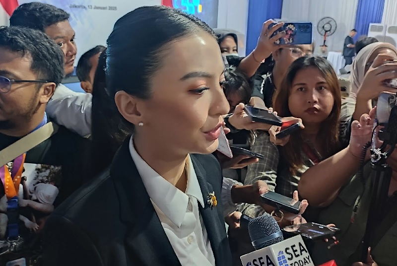 Staf Khusus (Stafsus) Bidang Kemitraan Global Digital, Raline Shah kepada wartawan usai dilantik di Kementerian Komunikasi dan Digital (Komdigi), Senin (13/1/2025).