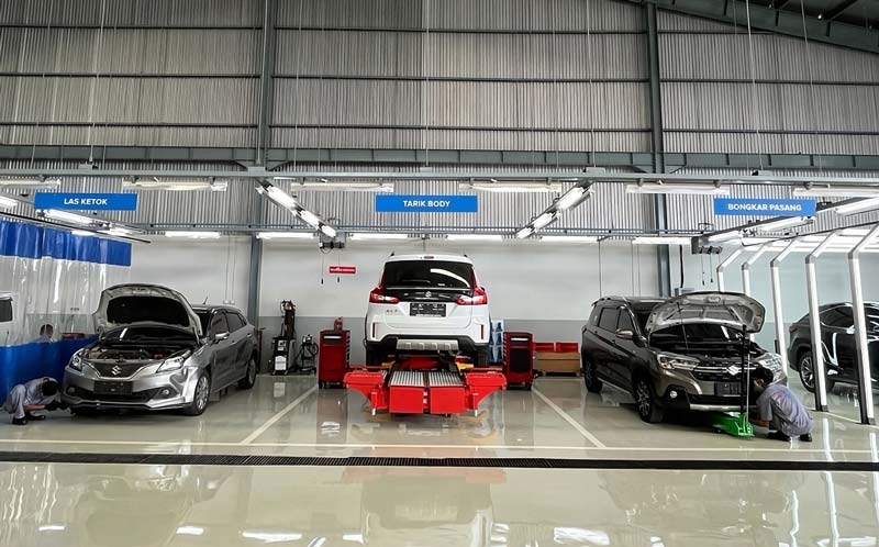Suzuki memiliki sebanyak 137 bengkel resmi di Indonesia. Ini untuk mendukung pelanggan setia Suzuki agar mudah dalam perawatan.