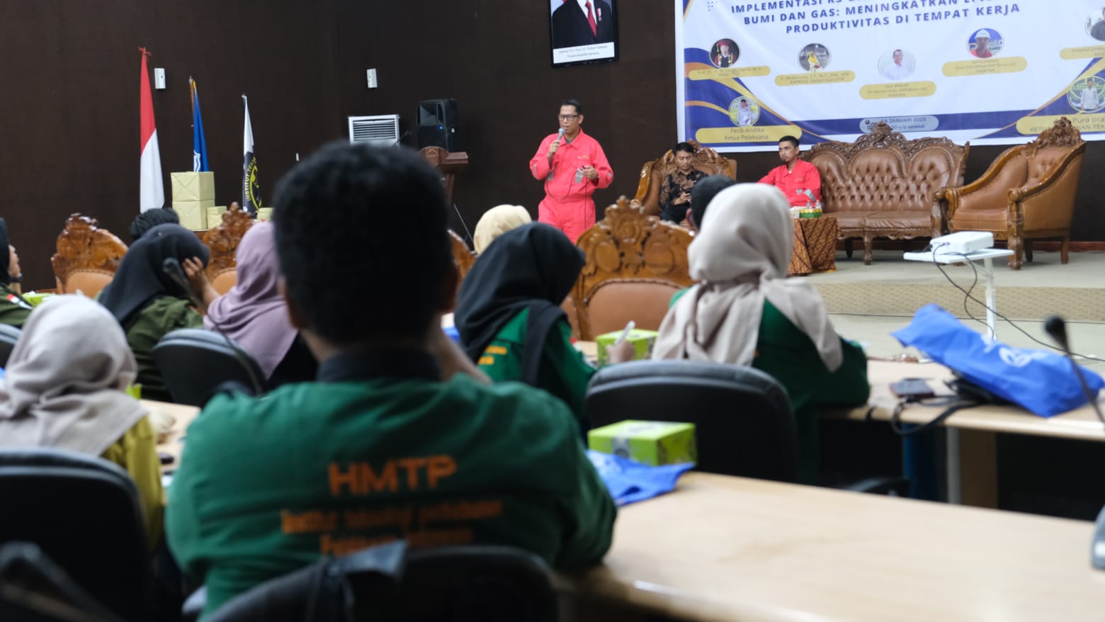 EMP Bentu Limited menggelar Seminar Nasional K3 di Kampus IT2I Pelalawan (16/1/2025)