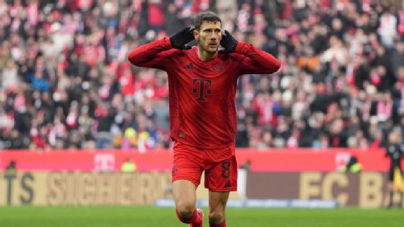 Leon Goretzka mencetak dua gol untuk membawa Bayern Munich meraih kemenangan tipis melawan Wolfsburg dalam lnjuran Budesliga Jerman.