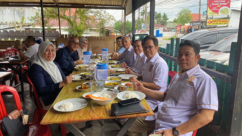 Suasana silaturahmi BPJS Ketenagakerjaan Pekanbaru Kota dengan DPD Himperra Riau, Selasa (21/1/2025).