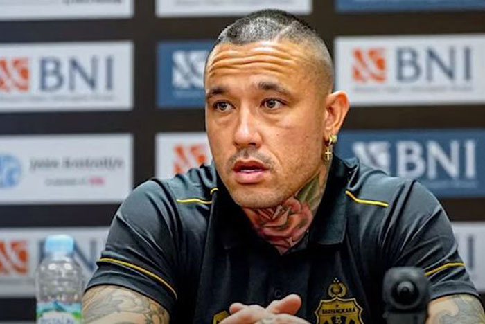 Radja Nainggolan ditangkap diduga terlibat dalam jaringan perdagangan kokain.