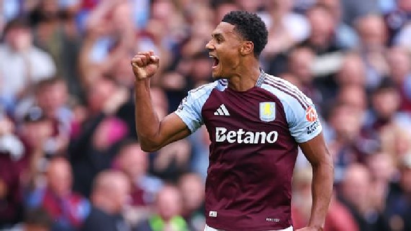 Ollie Watkins telah mencetak 10 gol di Liga Premier musim ini untuk Aston Villa.