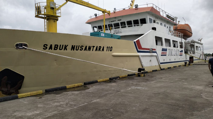 KM Sabuk Nusantara 110 rute Tembilahan Tanjung Pinang.