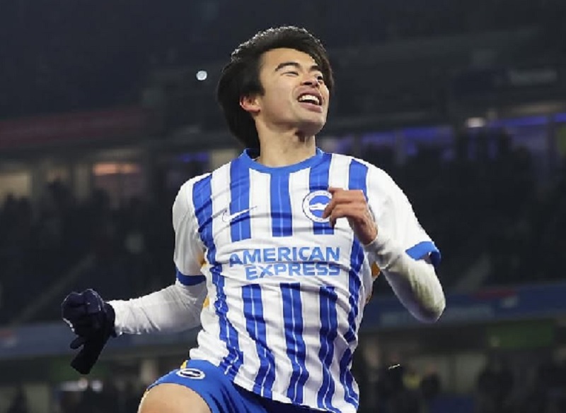 Pemain sayap asal Jepang Kaoru Mitoma mencetak gol kemenangan Brighton saat mengalahkan Chelsea 2-1 untuk melaju ke putaran kelima Piala FA.
