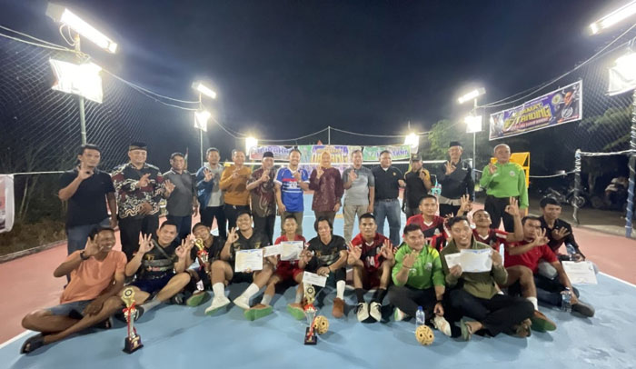 Tegal Sari Takraw Club (TSTC) resmi ditutup dan Bestari Takraw Club berhasil meraih juara pertama, Sabtu (15/2/2025) malam.
