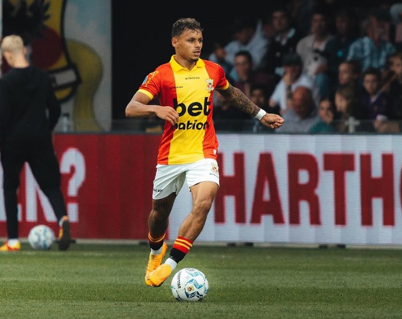Dean James, calon bek kiri Timnas Indonesia yang segera  dinaturalisasi.