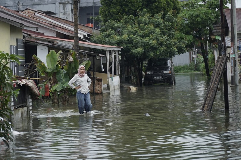 Hujan deras yang mengguyur Kota Pekanbaru dari malam hingga pagi membuat puluhan rumah di Perumahan Taman Cipta City, Jalan Cipta Karya Ujung,  Kelurahan Sialang Munggu, Tuah Madani, Pekanbaru.