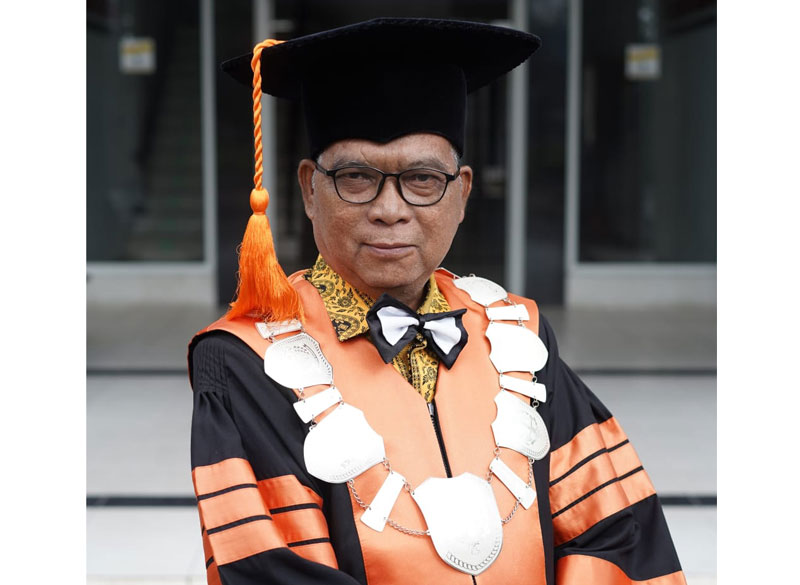 Prof Dr Drs H Hamzah MAg