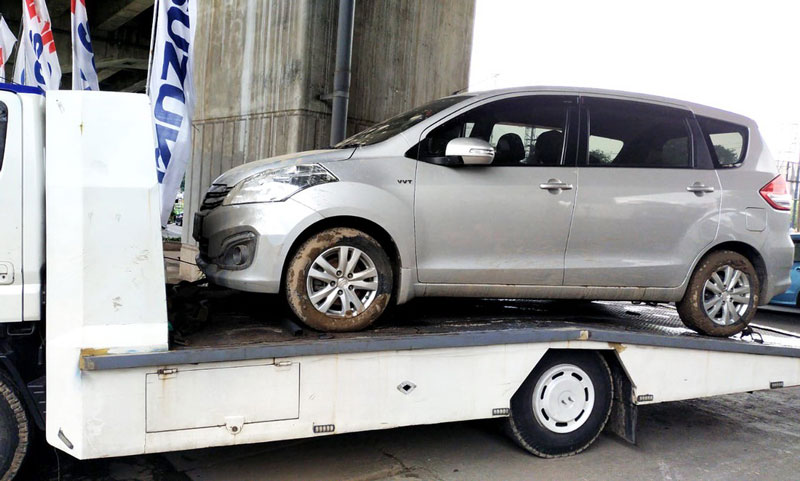 Suzuki Indomobil Sales (SIS) menawarkan layanan free towing bagi korban yang terdampak banjir di Bekasi.