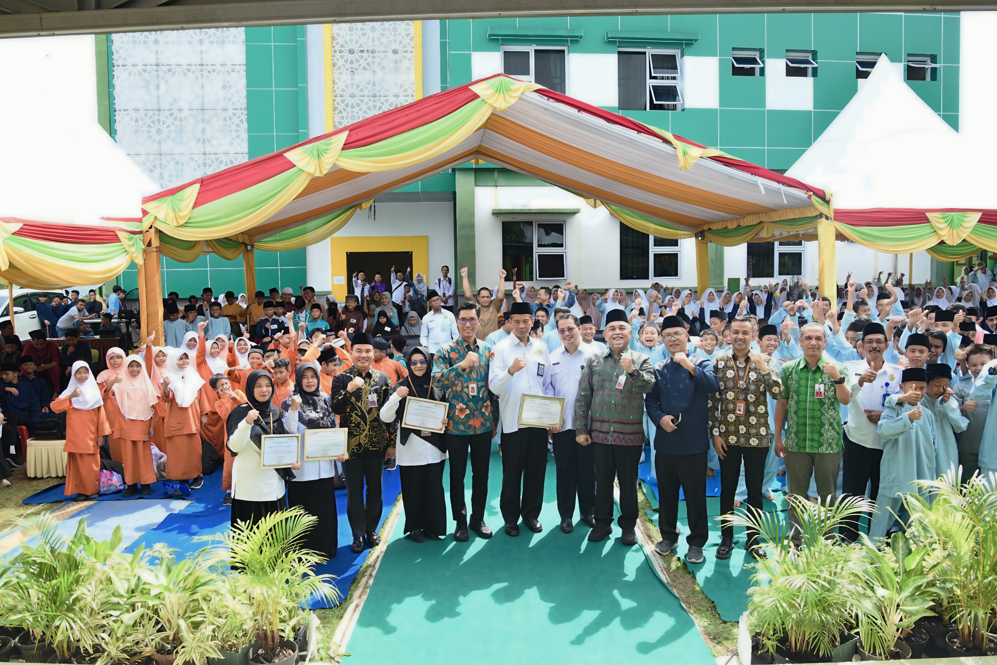 Program Gerak Syariah 2025 di Madrasah Tsanawiyah Negeri (MTSN) Tanjungpinang (10/03/2025) yang diinisiasi oleh BRK Syariah Tanjungpinang Pamedan.