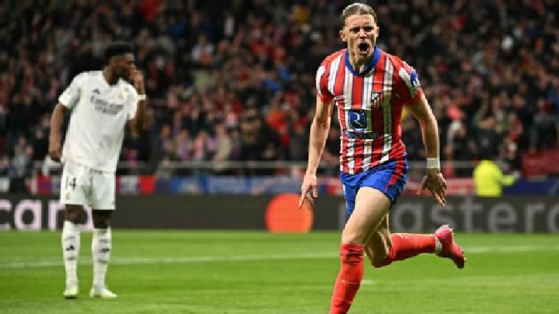 Gelandang Atletico Madrid Conor Gallagher mencetak gol pada 27 detik ke gawang Real Madrid. Itu gol tercepat yang pernah dicetak pemain Inggris dalam sejarah Liga Champions.