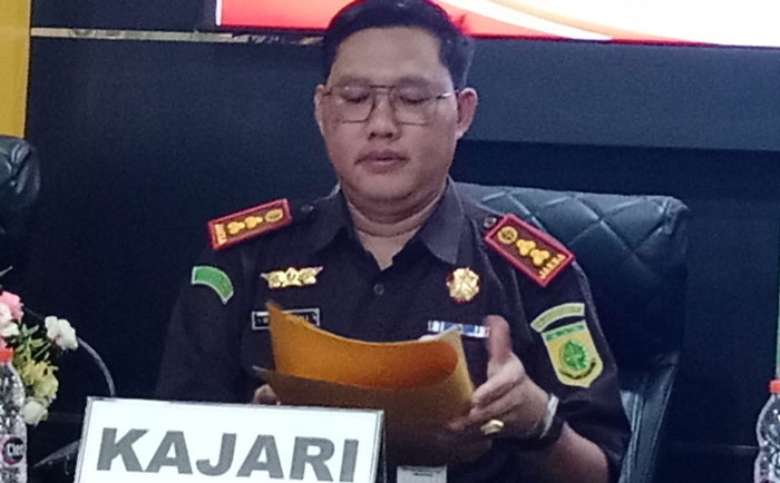 Kepala Kejari Kuansing Sahroni SH MH
