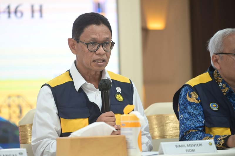 Wakil Menteri ESDM Yuliot Tanjung saat menjadi narasumber pada konferensi pers Pembukaan Posko Nasional Sektor ESDM Periode Ramadan dan Hari Raya Idulfitri  2025