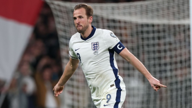 Harry Kane mencetak rekor golnya yang ke-70 untuk Timnas Inggris dalam kemenangan 2-0 atas Albania di Stadion Wembley, London, Jumat (22/3/2025) dini hari WIB.