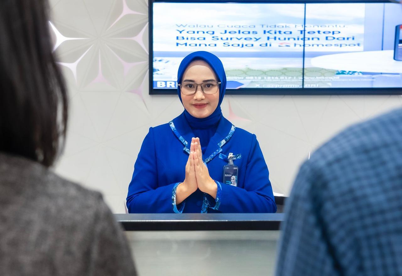 Komitmen untuk memberikan layanan terbaik kepada nasabah selama periode Ramadan dan Idul Fitri (RAFI) 2025. BRI menghadirkan program Weekend Banking dan Kantor Cabang Layanan Terbatas