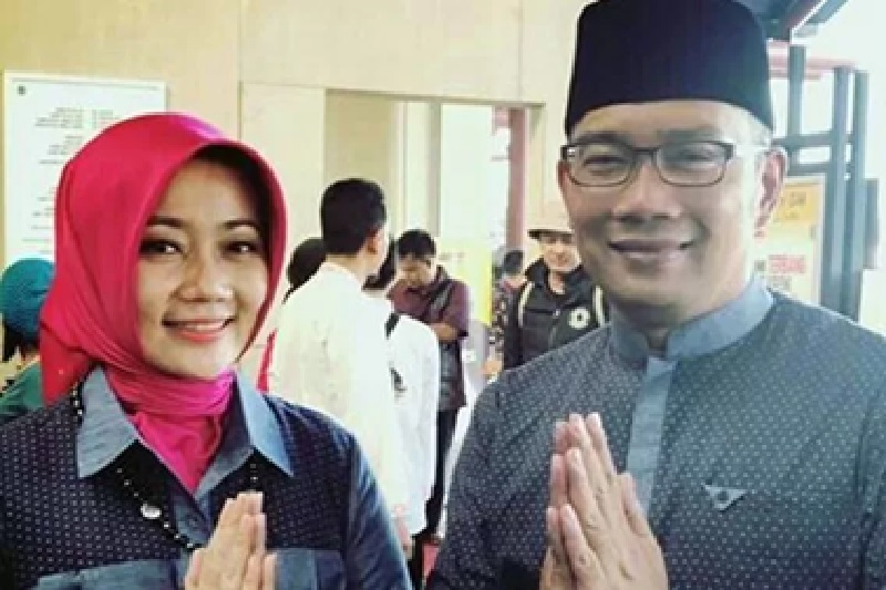 Ridwan Kamil bersama istri, Atalia Praratya.