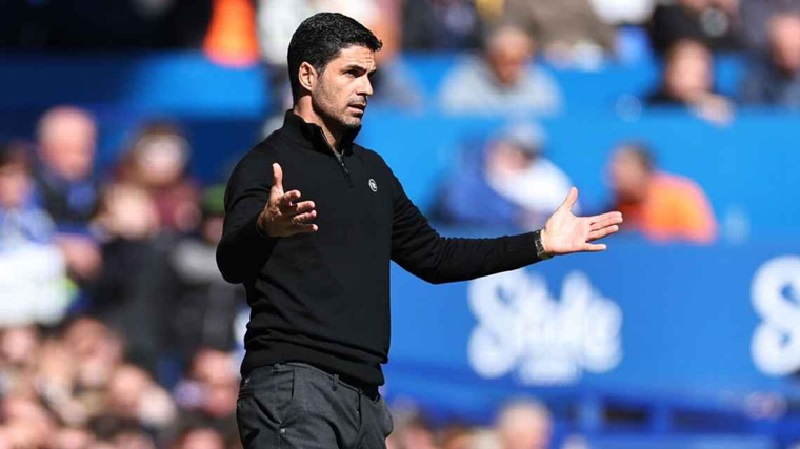 Mikel Arteta melihat Arsenal kehilangan kesempatan untuk memangkas keunggulan Liverpool di puncak Liga Premier.