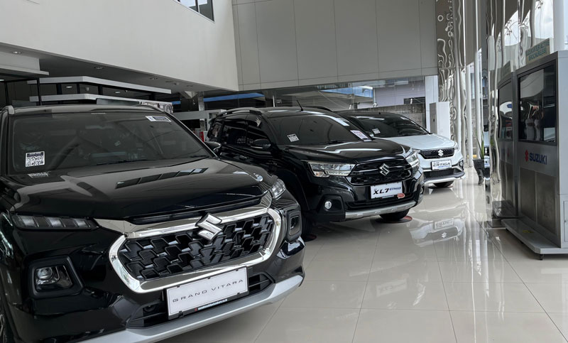 PT Buana Indomobil Trada kembali memamerkan Grand Vitara dan unit Suzuki lainnya pada pameran yang digelar di Mal SKA, Pekanbaru, Ahad (6/4/2025).