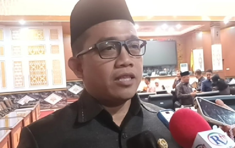 Ketua DPRD Pekanbaru Muhammad Isa Lahamid