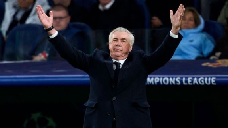 Carlo Ancelotti mengakui bahwa ia tidak tahu apakah ia akan menangani Real Madrid lagi musim depan setelah disingkirkan Arsenal di Liga Champions.