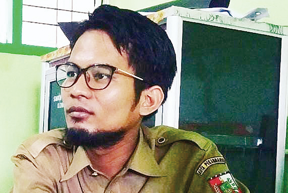 Syalma Hendri SPdI (Guru SMKN 1 Pekanbaru)