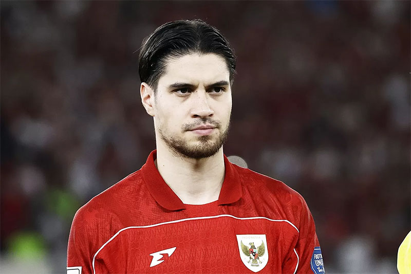 Kevin Diks saat bertanding melawan Timnas Bahrain pada laga Grup C putaran ketiga Kualifikasi Piala Dunia 2026 Zona Asia di Stadion Utama Gelora Bung Karno, Senayan, Jakarta, Selasa (25/3/2025).