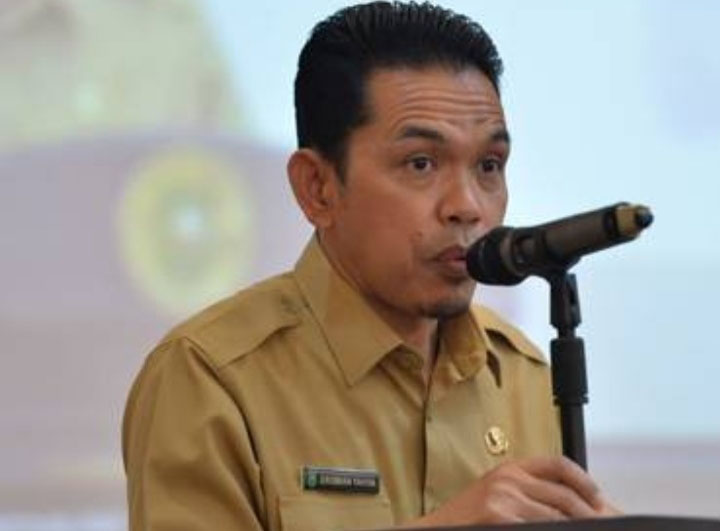 Plt Kadisdik Riau, Erisman Yahya