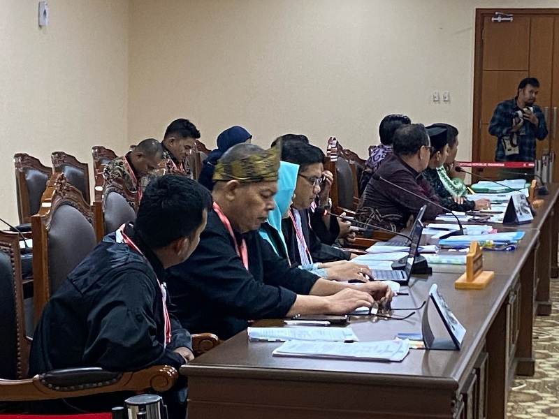 Di hadapan hakim MK, Afni Zulkifli menyebut pemohon tidak memenuhi syarat formil sidang sengketa PHPU Bupati Siak 2024 di Jakarta.
