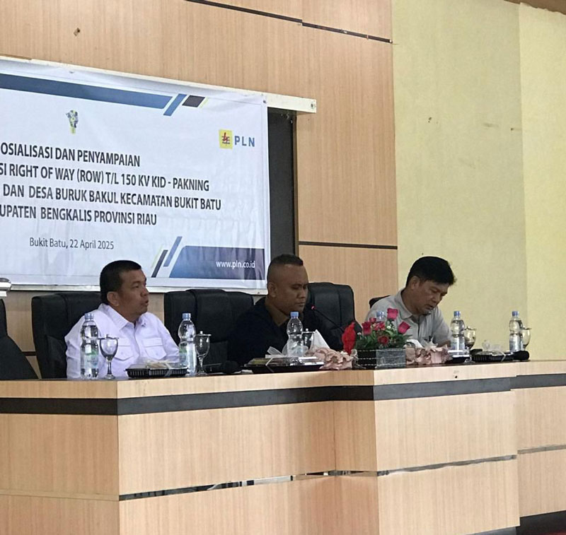 PT PLN UIP Sumbagteng melakukan sosialisasi sekaligus penyampaian nilai kompensasi right of way (ROW) untuk proyek saluran udara tegangan tinggi (SUTT) 150 kV.