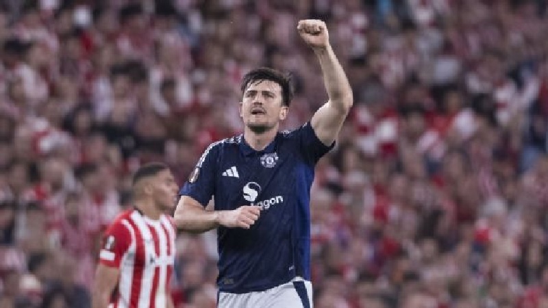 Bek Harry Maguire telah bermain untuk Manchester United sejak 2019.