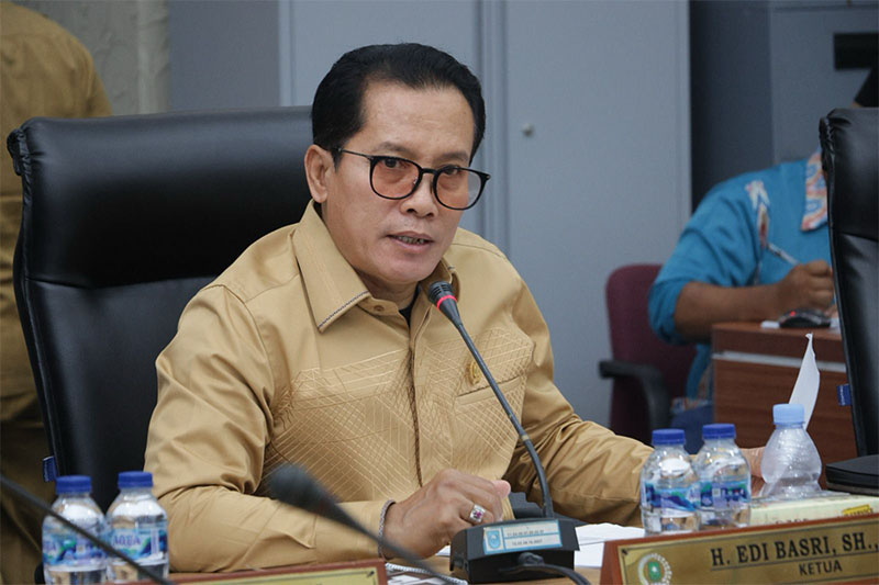 Ketua Komisi III DPRD Riau Edi Basri.