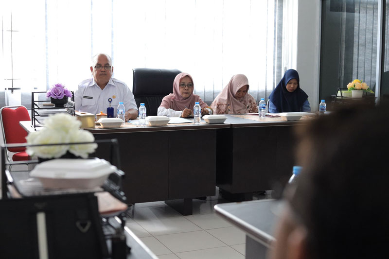 Komisi I DPRD Kepulauan Meranti saat menggelar  rapat dengar pendapat bersama Badan Kepegawaian dan Pengembangan Sumber Daya Manusia (BKPSDM), akhir pekan kemarin.