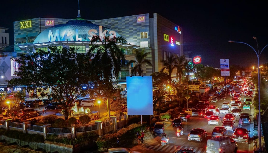 Suasana Mal SKA Pekanbaru.