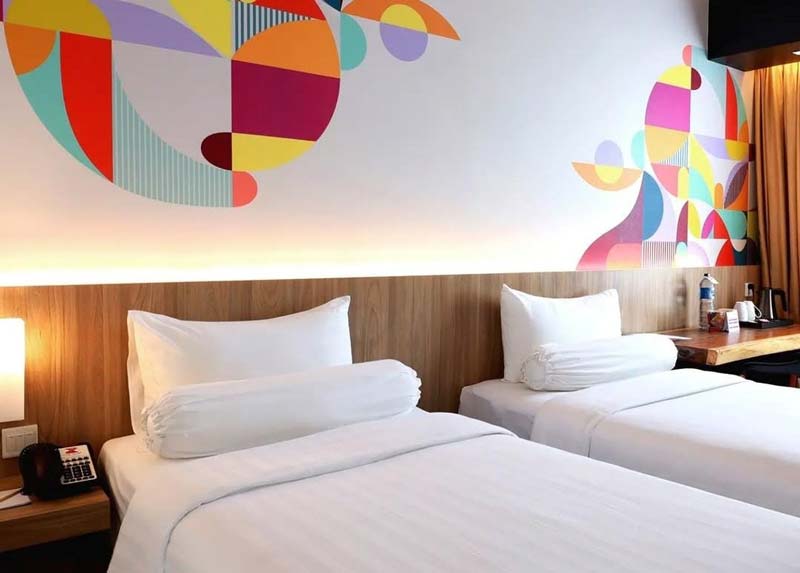 Suasana salah satu kamar di The Zuri Hotel. Hotel ini menghadirkan promo menginap dengan kamar yang nyaman selama bulan Mei 2025.