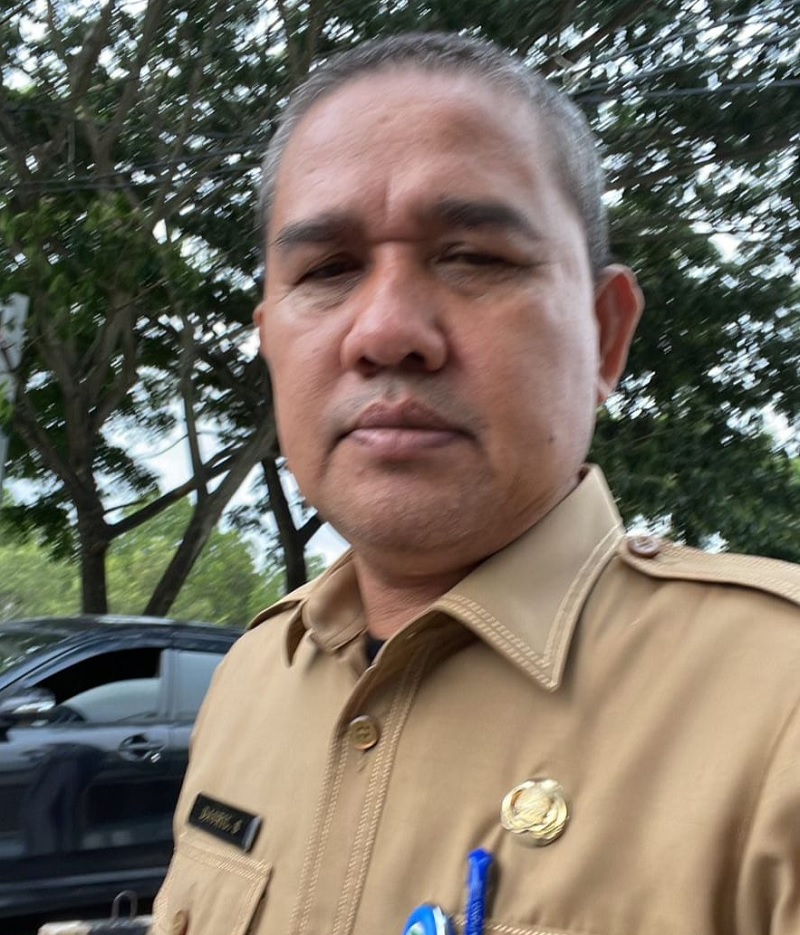 Kepala UPT Pengelolaan Pendapatan Rengat, Dasril MPd.