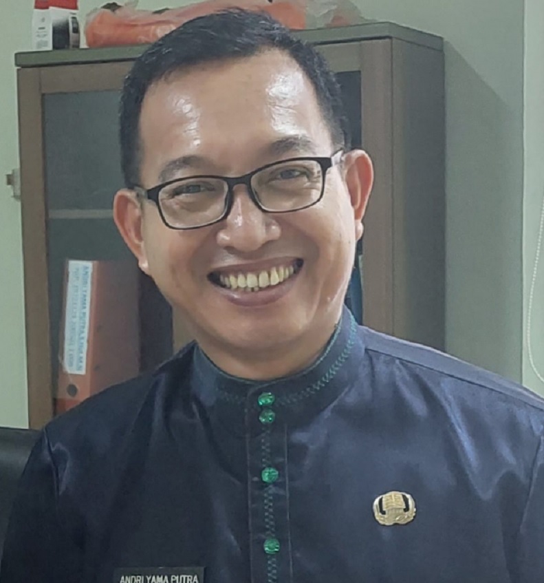Kepala Dinas Perkebunan dan Peternakan Kuansing, Andri Yama Putra SHut