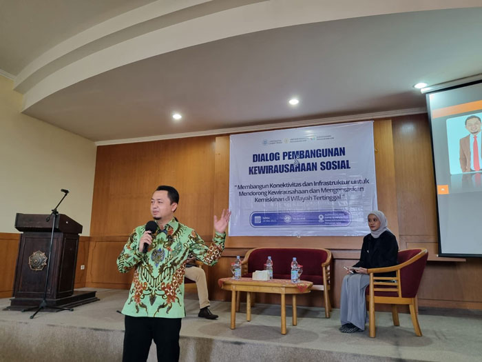 Anggota DPR RI Syahrul Aidi Maazat saat jadi narasumber dalam acara Dialog Pembangunan dan Kewirausahaan Sosial yang ditaja oleh Universitas Gadjah Mada (UGM) Yogyakarta, Sabtu (24/5/2025).