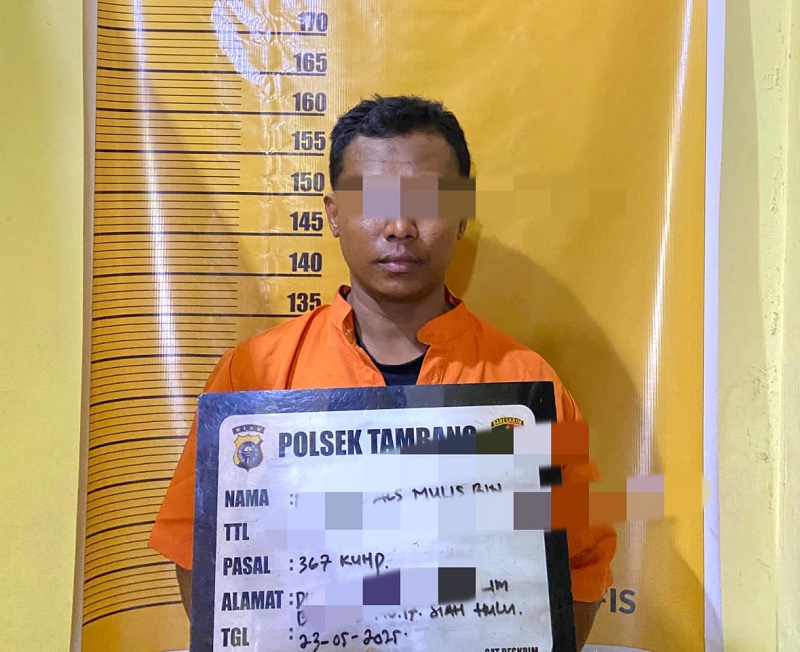 Jajaran Polsek Tambang meringkus seorang pria berinisial Mu (32) karena nekat melakukan pencurian sepeda motor milik orang tua sendiri, Jumat (23/5/2025).
