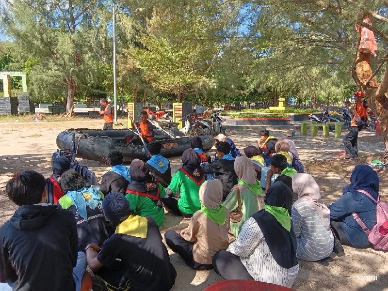 UKM Mapala Politeknik Negeri Bengkalis sukses melaksanakan seminar dan Pelatihan SAR di Lapangan Pasir Adam Dewi, Bengkalis, Senin (25/5/2025).