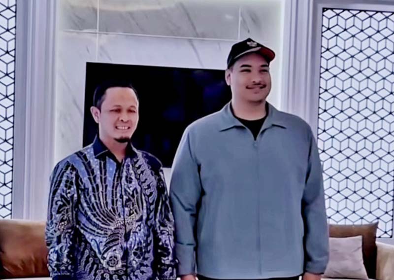 Tangkapan layar Instagram Wali Kota Pekanbaru Agung Nugroho saat berfoto bersama Menpora Ario Bimo Nandito Ariotedjo di Jakarta, baru-baru ini.