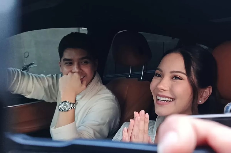 Al Ghazali dan Alyssa Daguisse.