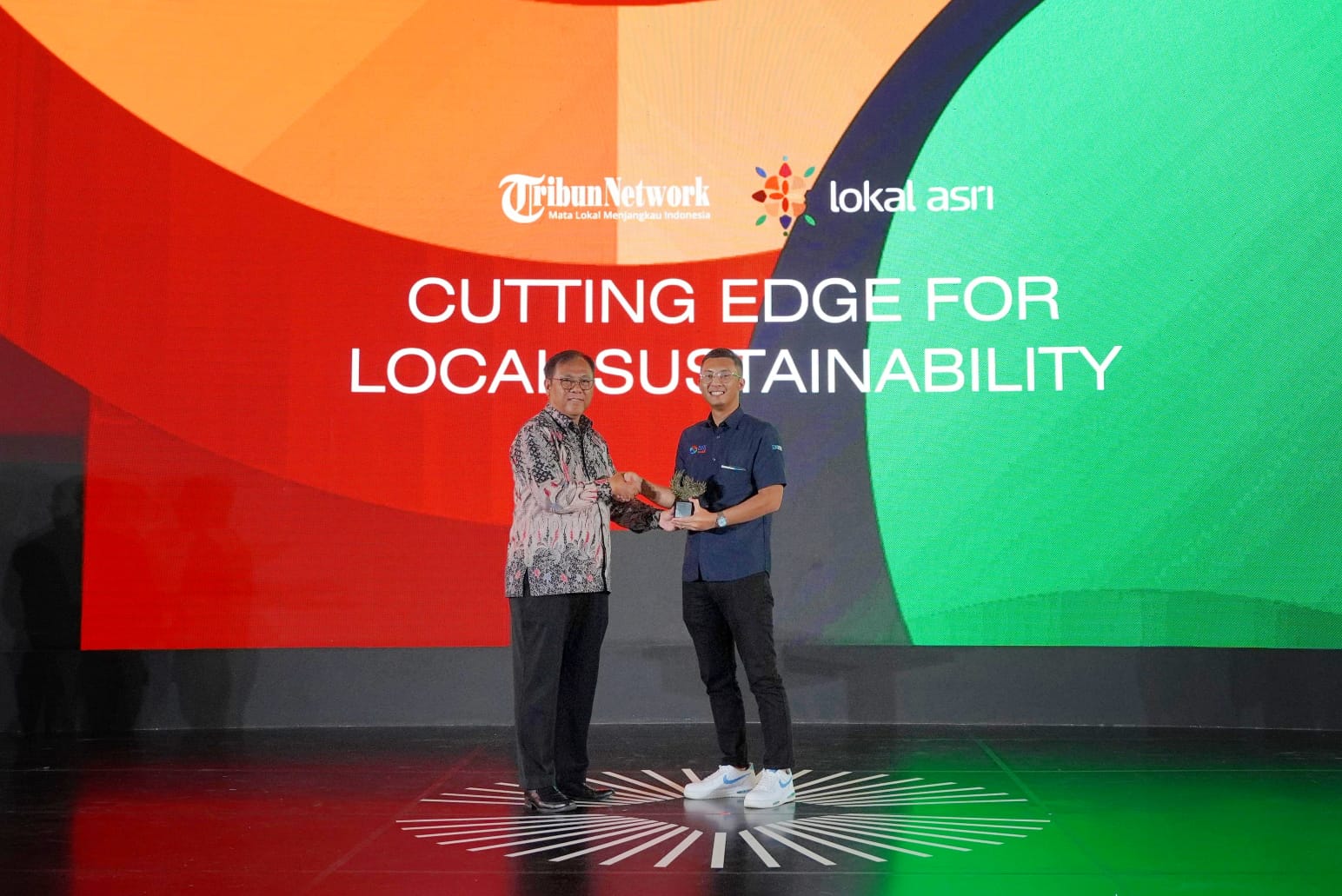 BRI berhasil meraih penghargaan &ldquo;Sustainable Impact in Women-Led Urban Agriculture&rdquo; dalam ajang Mata Lokal Fest 2025 yang mengangkat tema &ldquo;Cutting Edge for Local Sustainability&rdquo;