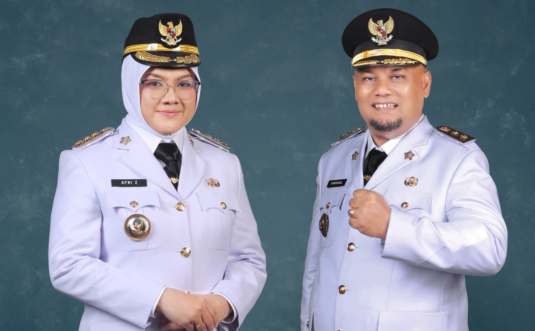 Dr Afni Z SAP MSi dan Syamsurizal SAg MSi