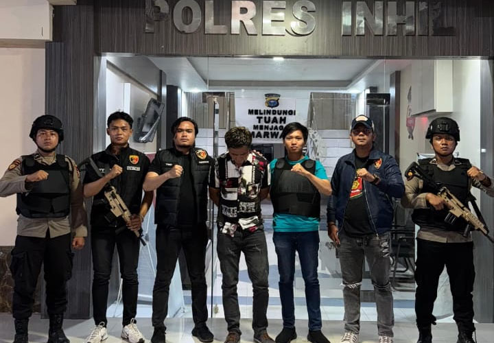 Tim Raga Polres Inhil mengamankan seorang pelaku pemerasan dengan menggunakan sajam, Sabtu (7/6/2025) dinihari.