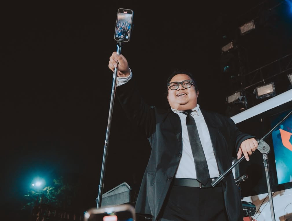Gustiwiw alias Gusti Irwan Wibowo, salah seorang musisi dan penyiar radio yang dikenal baik serta kocal meninggal dunia, Ahad (15/6/2025).