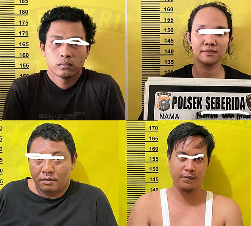 Pasangan suami-istri bersama dua rekannya saat diamankan Polsek Seberida, Sabtu (15/6/2025)