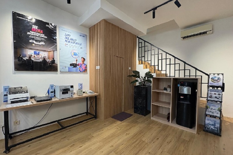 Konsep Baru Solution Center Epson di berbagai kota.