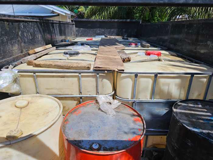 Gudang penimbunan BBM subsidi jenis pertalite di Kecamatan Tambusai Utara digerebek tim Polres Rohul baru baru ini.